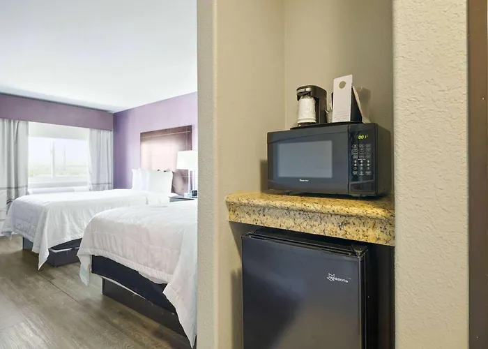 La Quinta By Wyndham Henderson-Northeast Denver