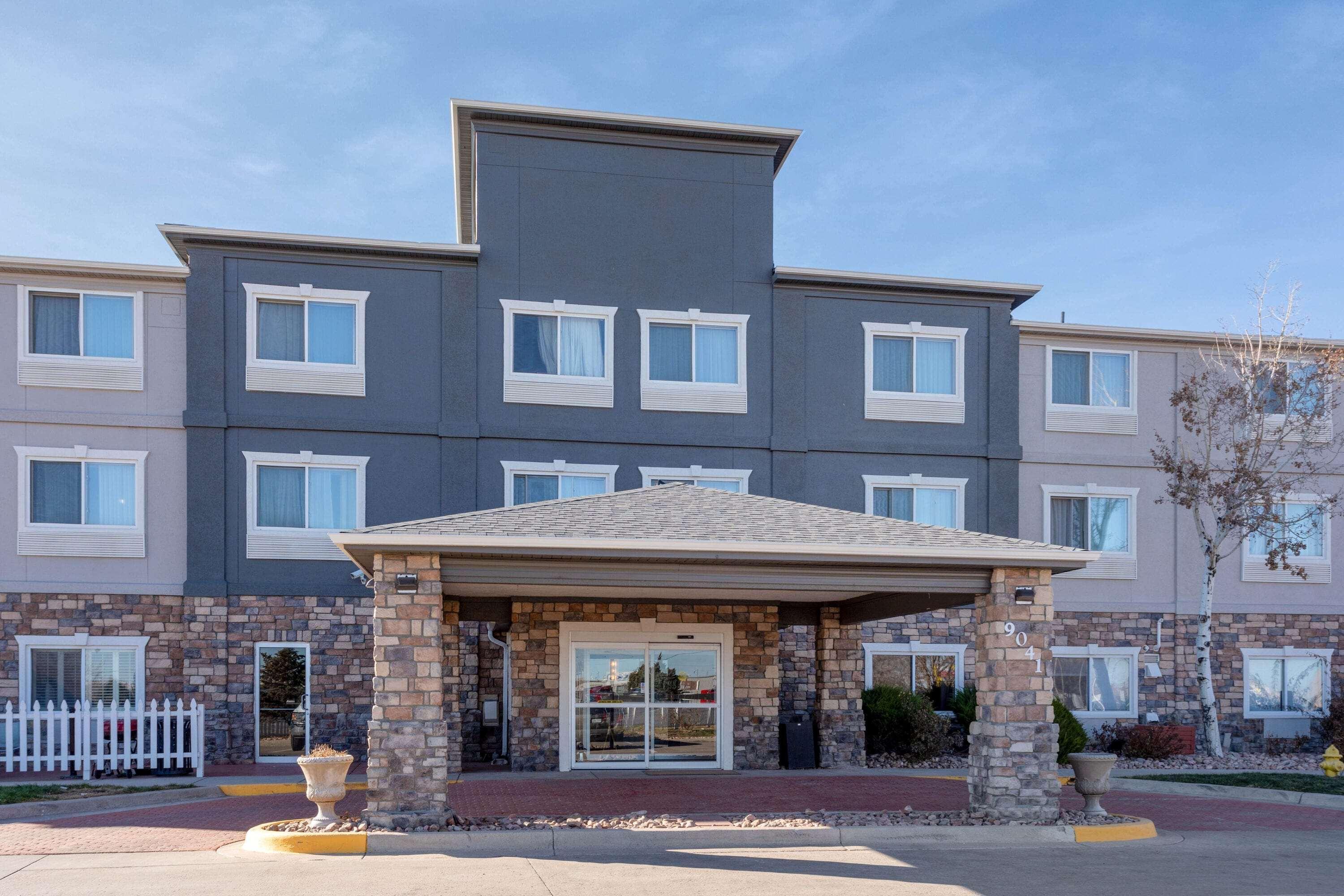 Hotel La Quinta By Wyndham Henderson-northeast Denver