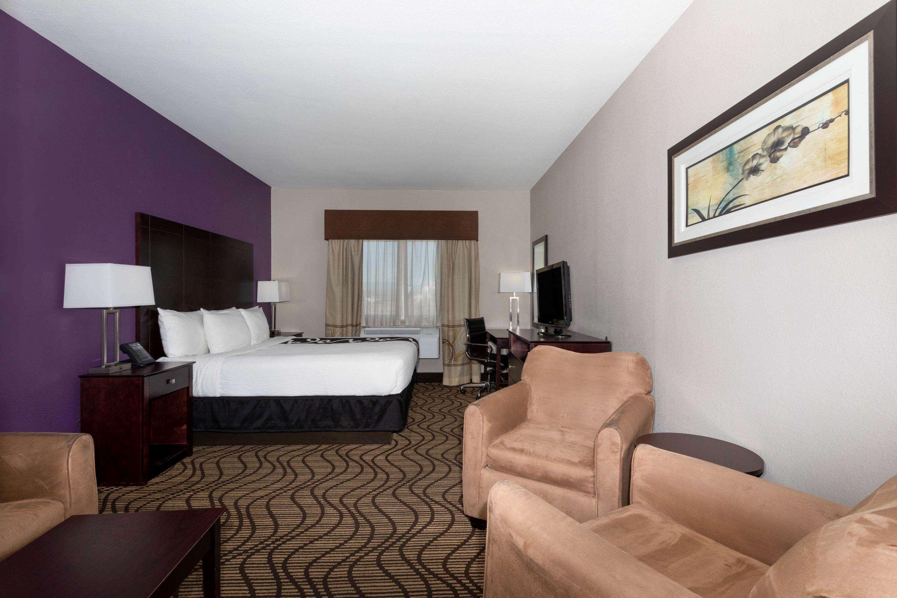 Hotel La Quinta By Wyndham Henderson-northeast Denver