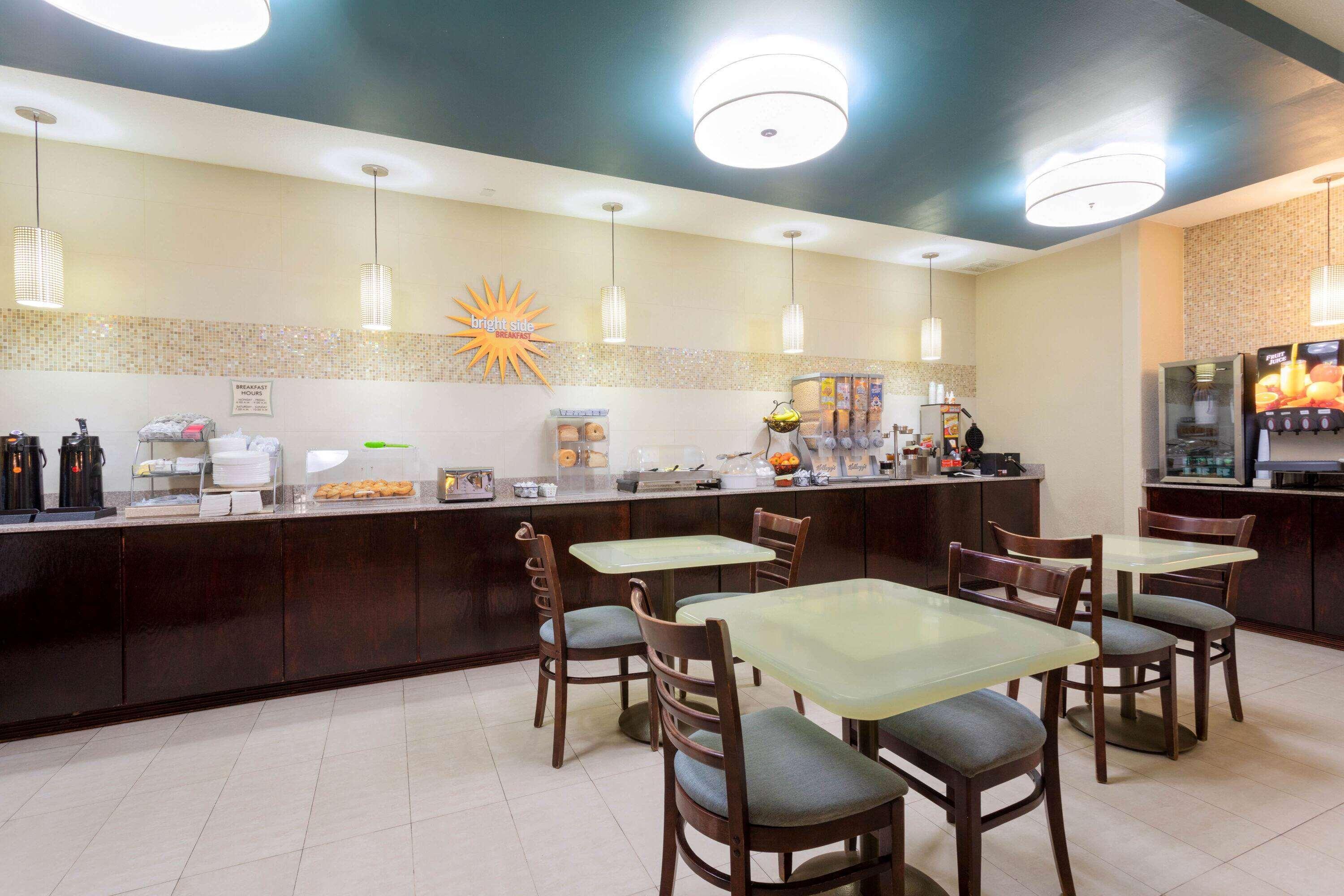 Hotel La Quinta By Wyndham Henderson-northeast Denver Henderson