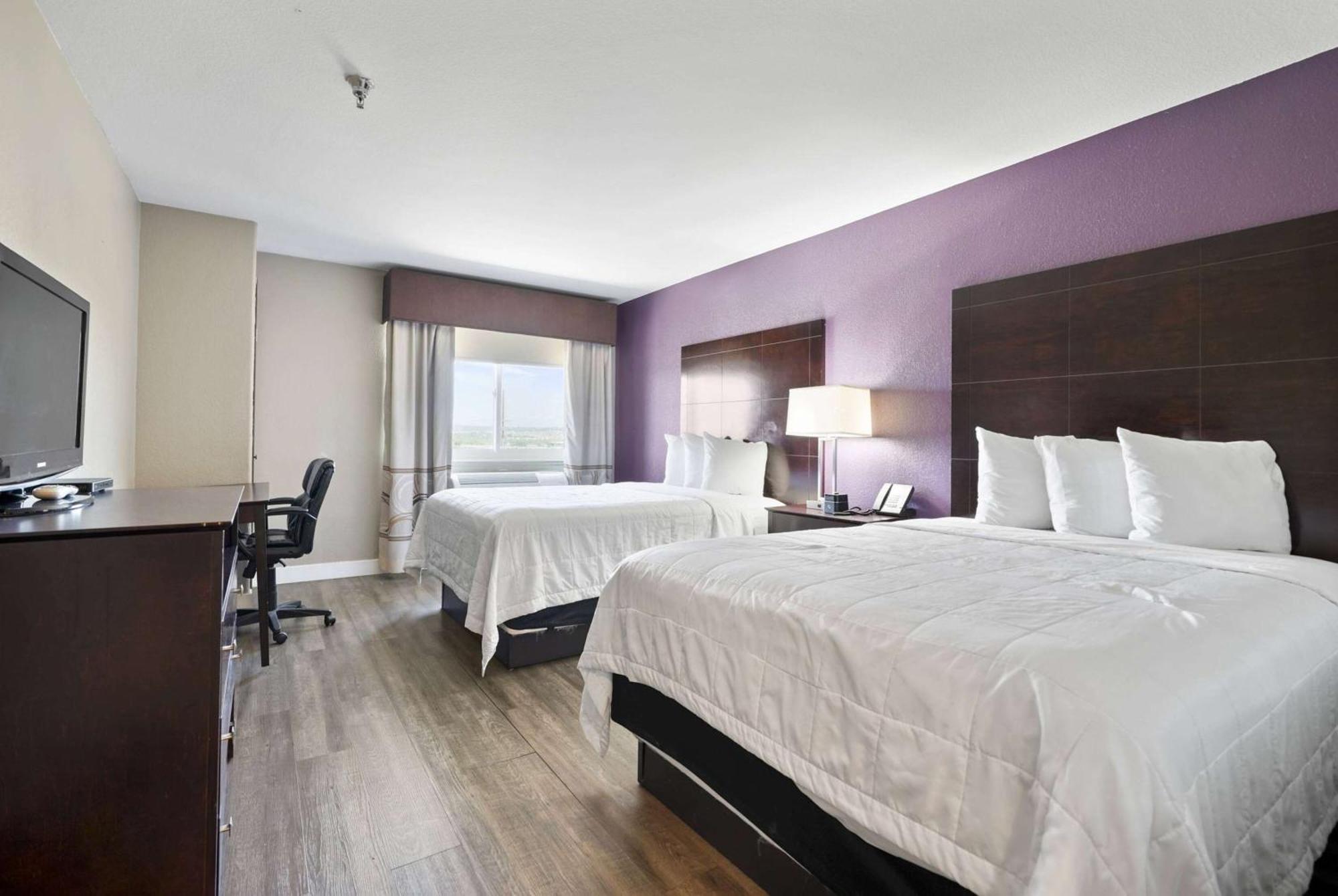 La Quinta By Wyndham Henderson-northeast Denver