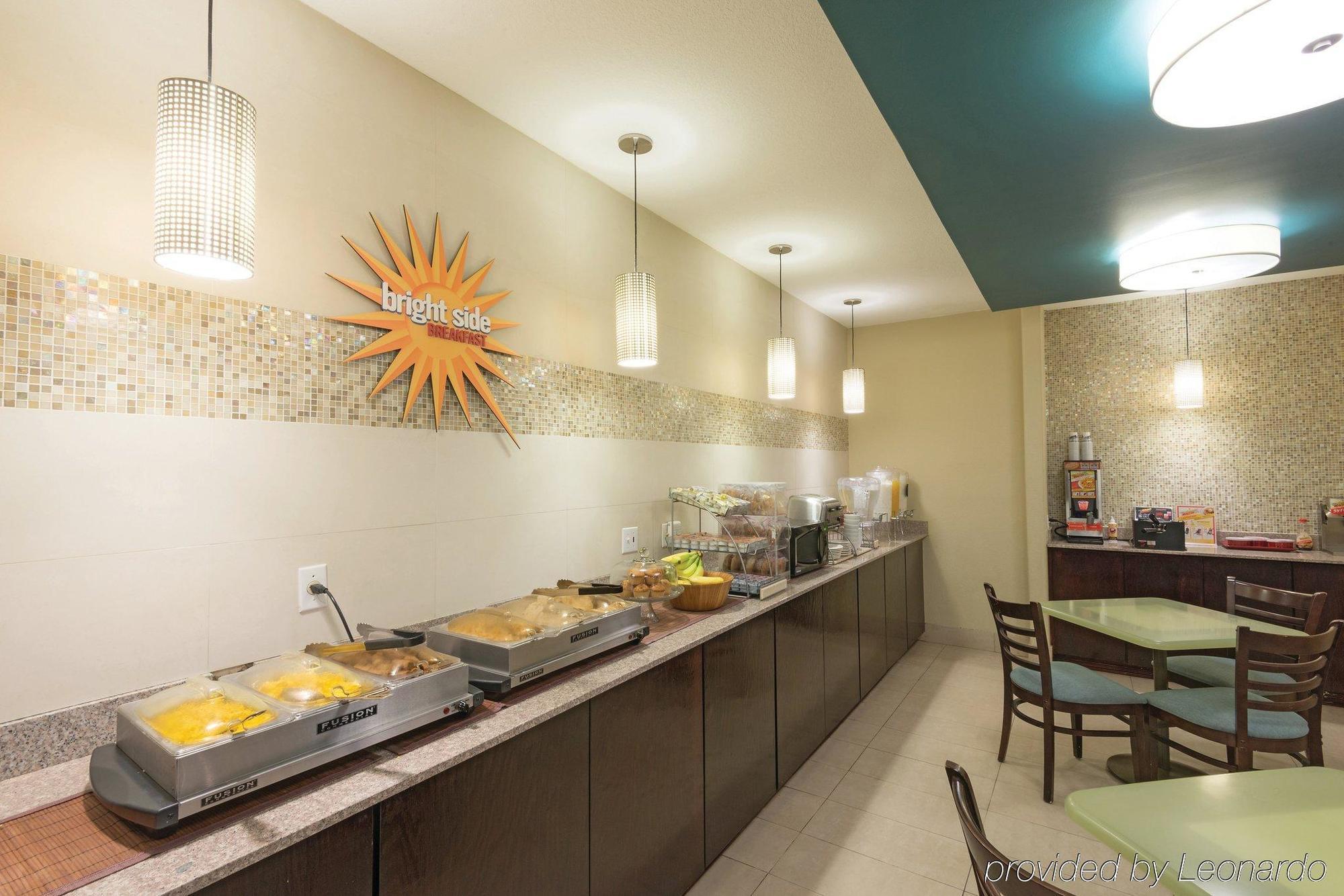 La Quinta By Wyndham Henderson-northeast Denver Henderson