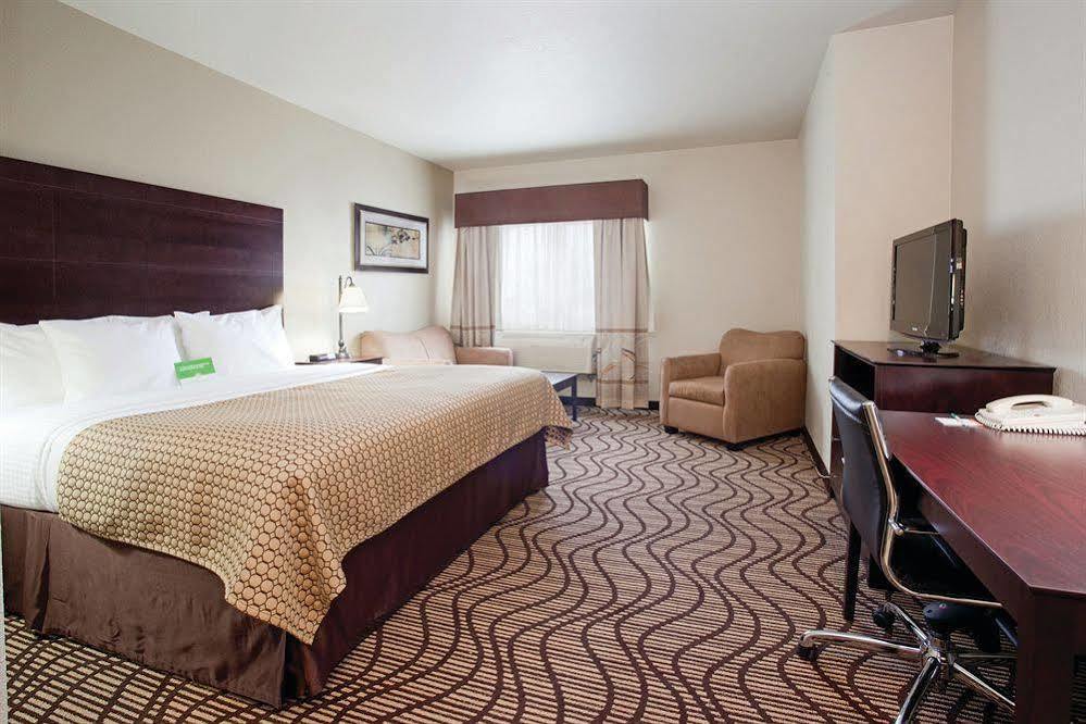 La Quinta By Wyndham Henderson-northeast Denver 3*