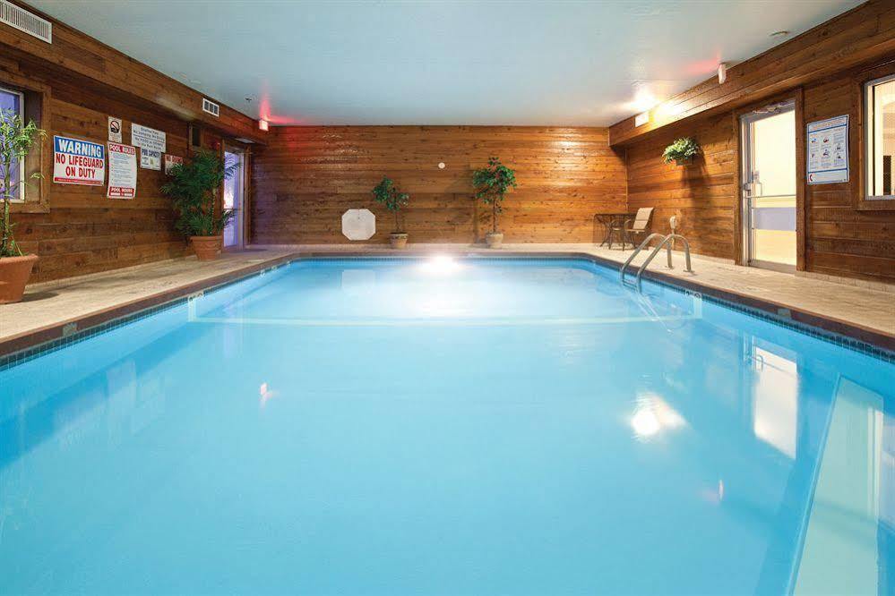 La Quinta By Wyndham Henderson-northeast Denver